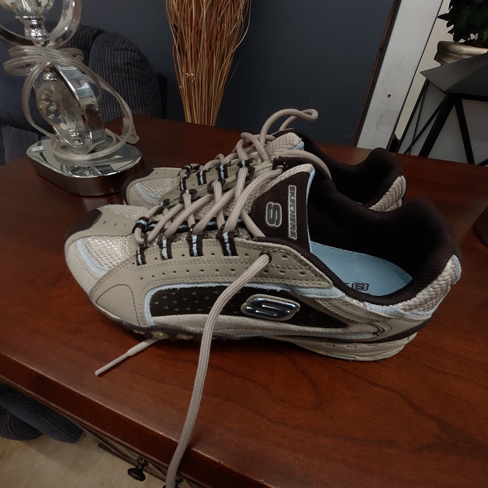 SQUECHERS SPORT WOMEN’S SHOES 6.5